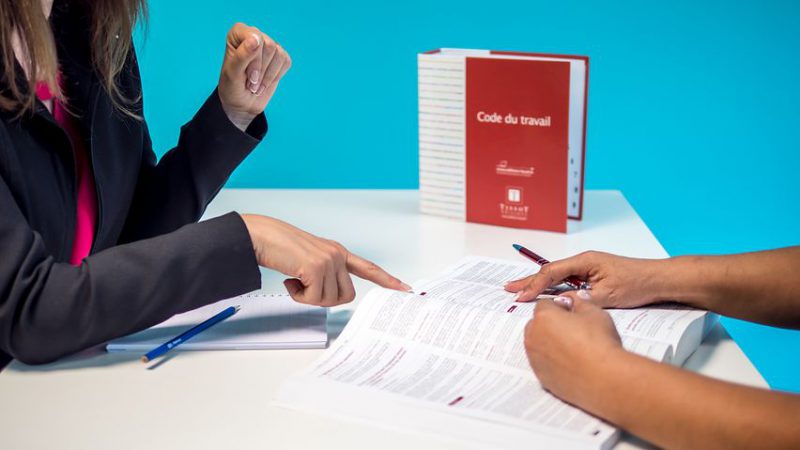 Jakim sposobem szukać legalnej pracy dla cudzoziemców?