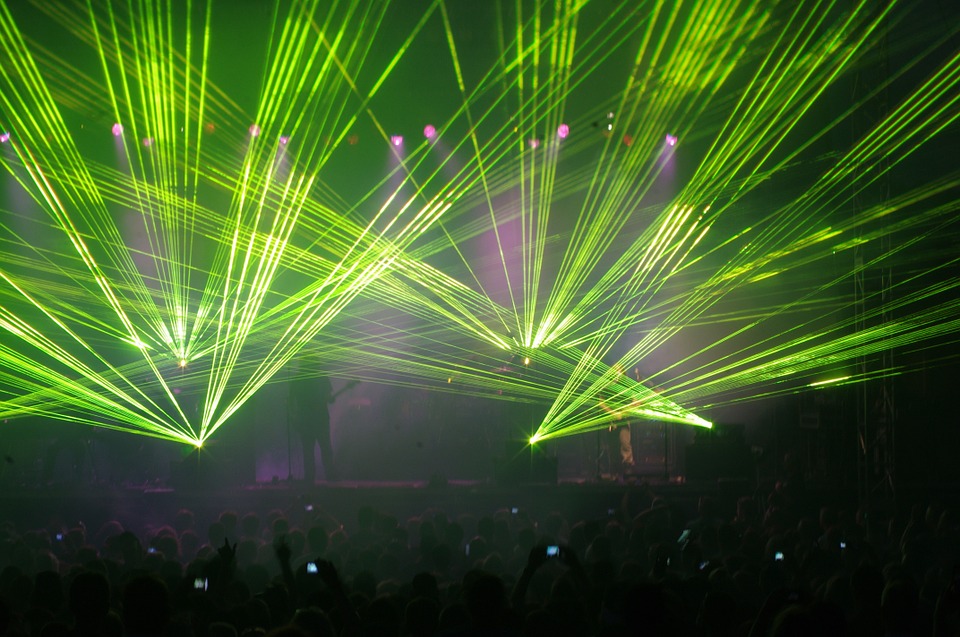 RVoice: zjawiskowe pokazy laserów